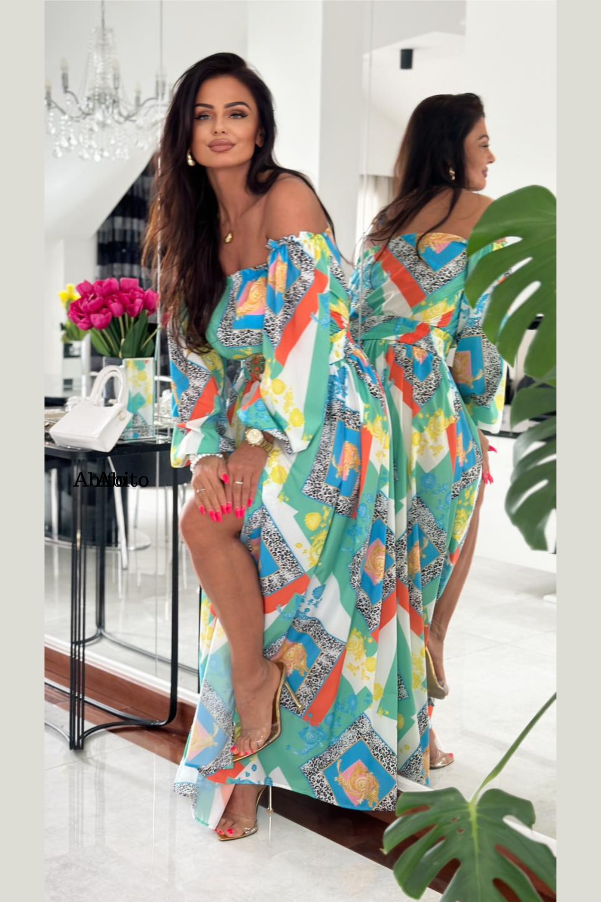 Abito lungo estivo Moda-Mania a stampa multicolore con spacco, maniche rimovibili e cintura elasticizzata, perfetto per l'estate.