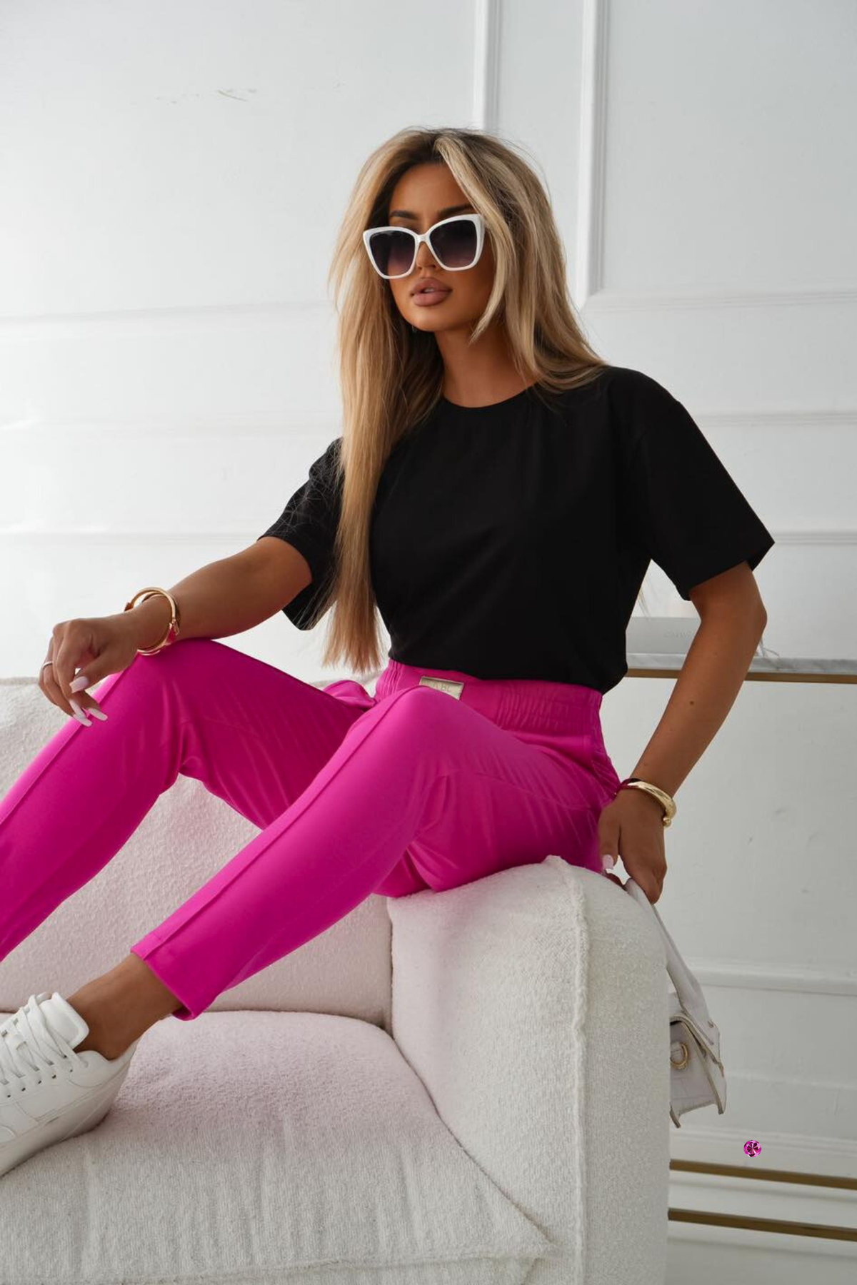 Pantaloni sportivi fucsia Moda-Mania in cotone con tasche laterali e vita elasticizzata, vestibilità comoda e stile sportivo