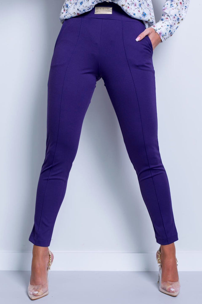 Pantaloni sportivi colore viola in cotone con tasche laterali e e vita elasticizzata