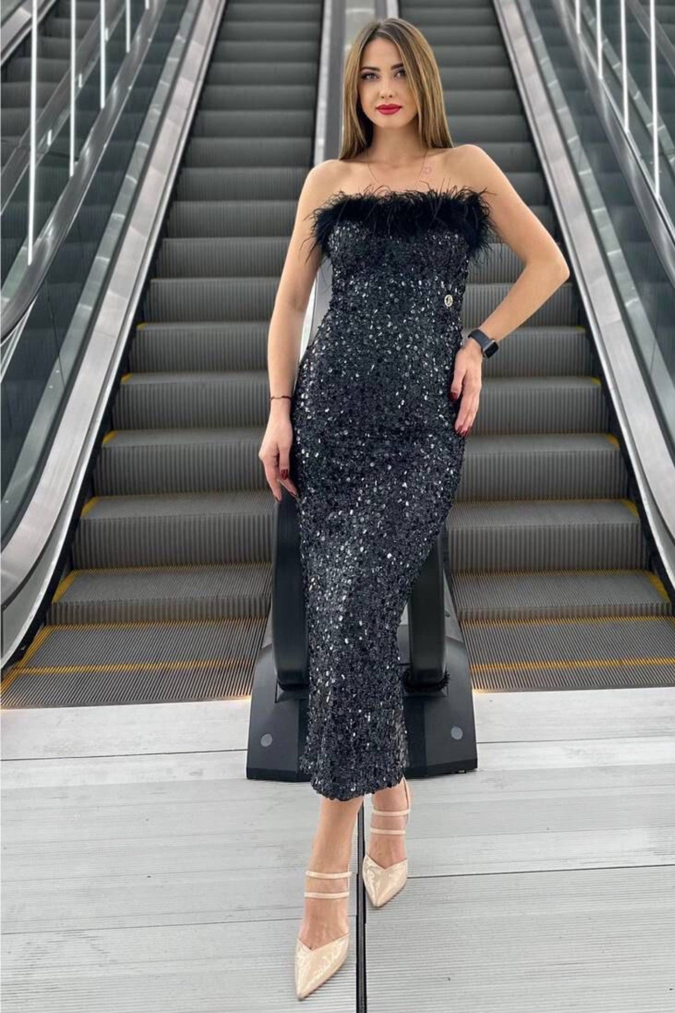 Paillettes Vestito Elegante Con Piume Abito Aderente Lungo Nero - Main Image