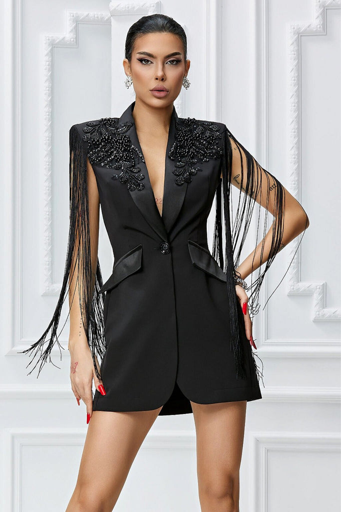 ARTICOLO IN ARRIVO - Abito blazer nero Bby smanicato accessoriato con frange lunghe decorative e ricami in perline