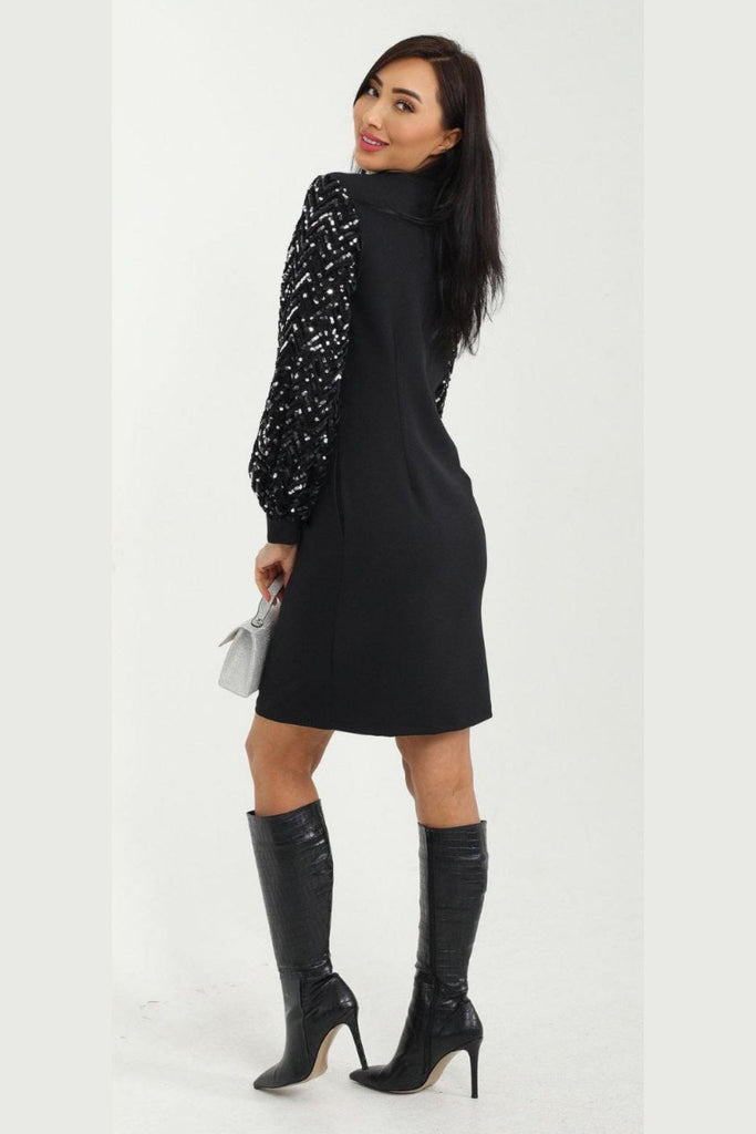 Abito corto nero linea dritta con maniche in tulle a fantasia paillettes e collana inclusa