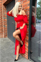 Abito estivo rosso corto davanti e lungo dietro con scollo a barchetta, maniche rimovibili e cintura, marca Moda-Mania.