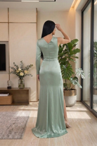 Abito lungo colore verde menta monomaniaca Axa con gonna a tulipano in taffetà