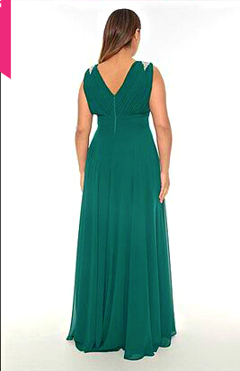 Abito lungo svasato verde smeraldo con applicazioni in strass, moda donna curvy, abiti lunghi eleganti e raffinati