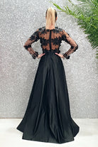 Abito lungo svasato nero Moda-Mania con corpetto in tulle floreale 3D e gonna in taffetà, maniche lunghe elegante e femminile.