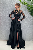 Abito lungo nero svasato Moda-Mania con corpetto in tulle floreale 3D e gonna in taffetà, maniche lunghe elegante e femminile