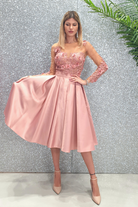 Abito rosa princess midi Moda-Mania con corpetto in tulle fiori 3D e gonna svasata in taffetà, perfetto per occasioni speciali.