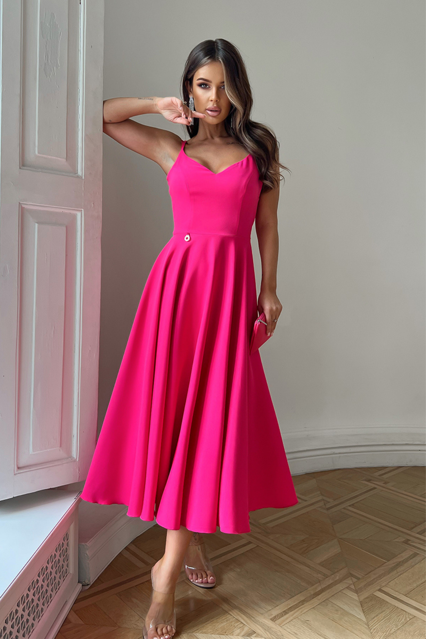 Abito svasato con gonna a ruota fucsia lunghezza midi e doppie