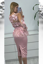 Abito tubino rosa Moda-Mania con corpetto in tulle a fiori 3D e balza in vita, abiti corti eleganti e femminili.