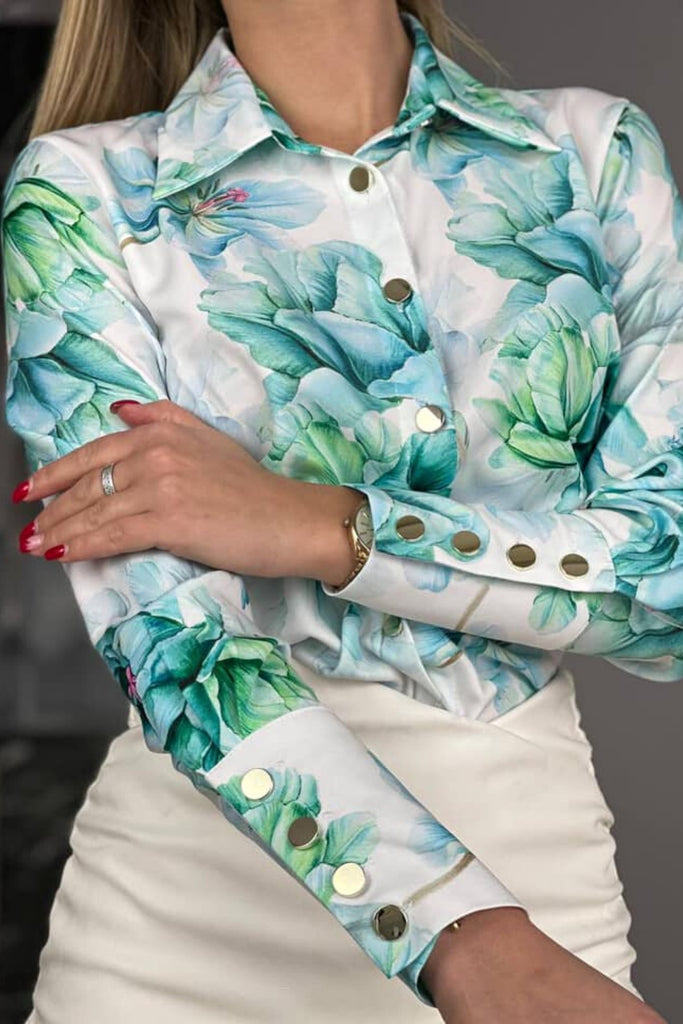 Camicia elegante bianca a fantasia floreale verde acqua e turchese con bottoni dorati