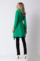 Cappotto trench verde Artista a collo alto con tasche, bottoni decorativi e cintura in tessuto, giacca elegante in stile classico