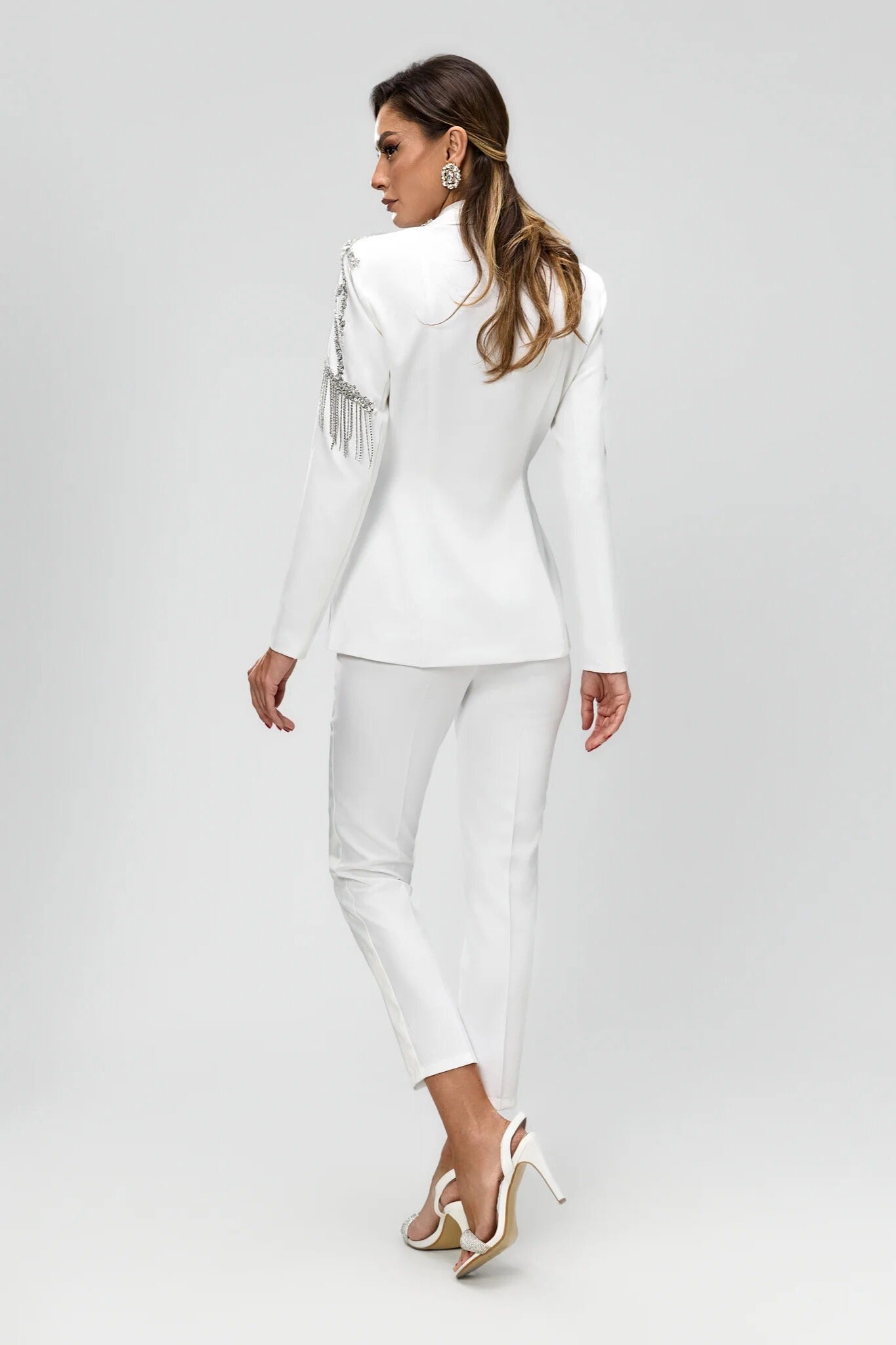 Completo elegante bianco Bby giacca decorata da frange di cristalli