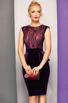 Abito corto Fofy viola in velluto con corpetto in tulle e paillettes, balza in vita, stile elegante e femminile