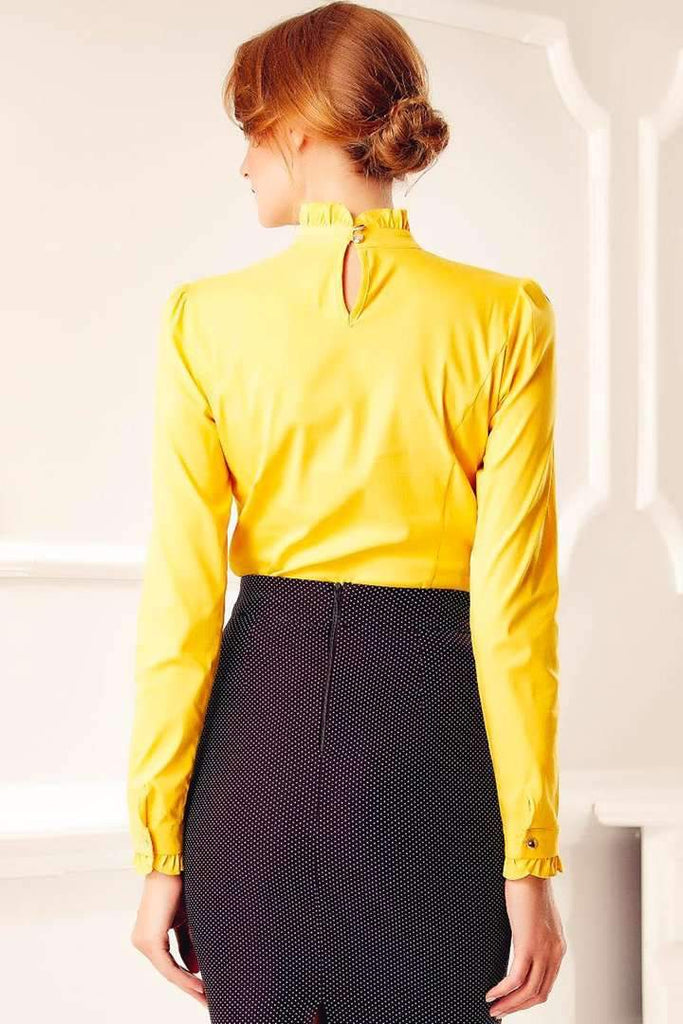 Camicia gialla - collo alto con piccole arricciature - maniche lunghe con bottoni dorati - Fofy