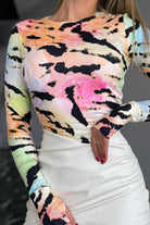 Maglia a mista con stampa astratta multicolore di Moda-Mania, con foro del dito sul polsino, maglieria moderna e colorata.
