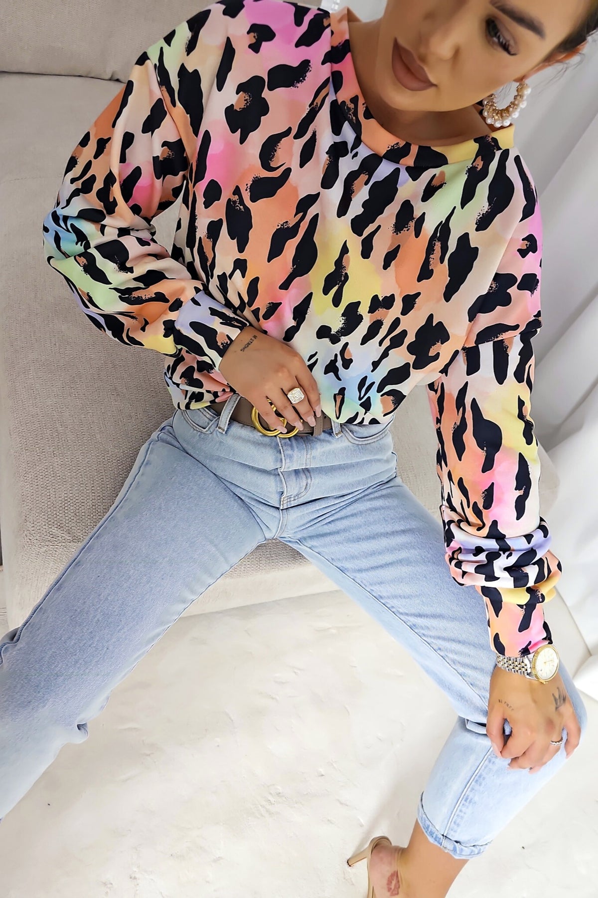Maglia felpa casual Moda-Mania a stampa maculata multicolore con maniche lunghe e polsini, ideale per un look comodo e alla moda.