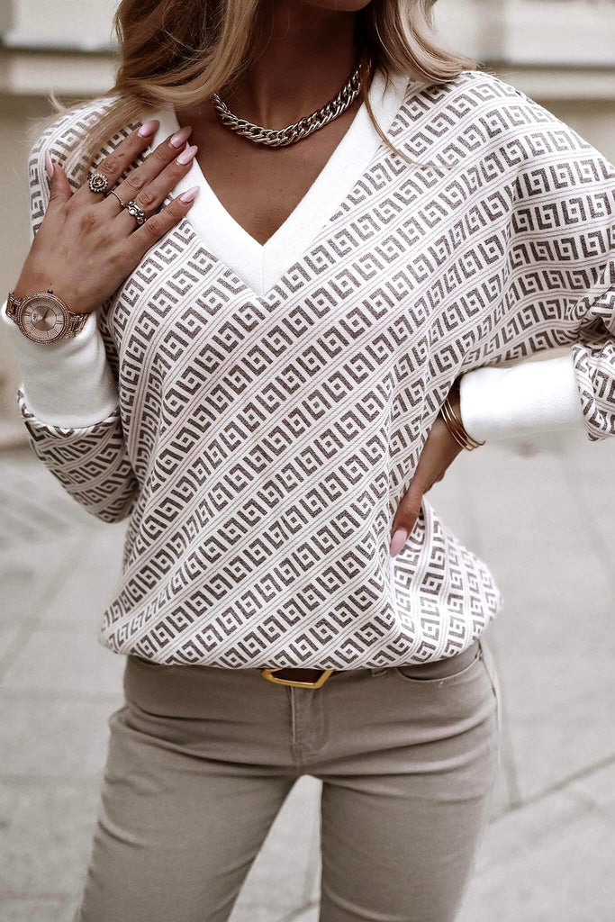 Maglia pullover tricot morbida oversize a fantasia fashion con scollo a V e polsini bianchi