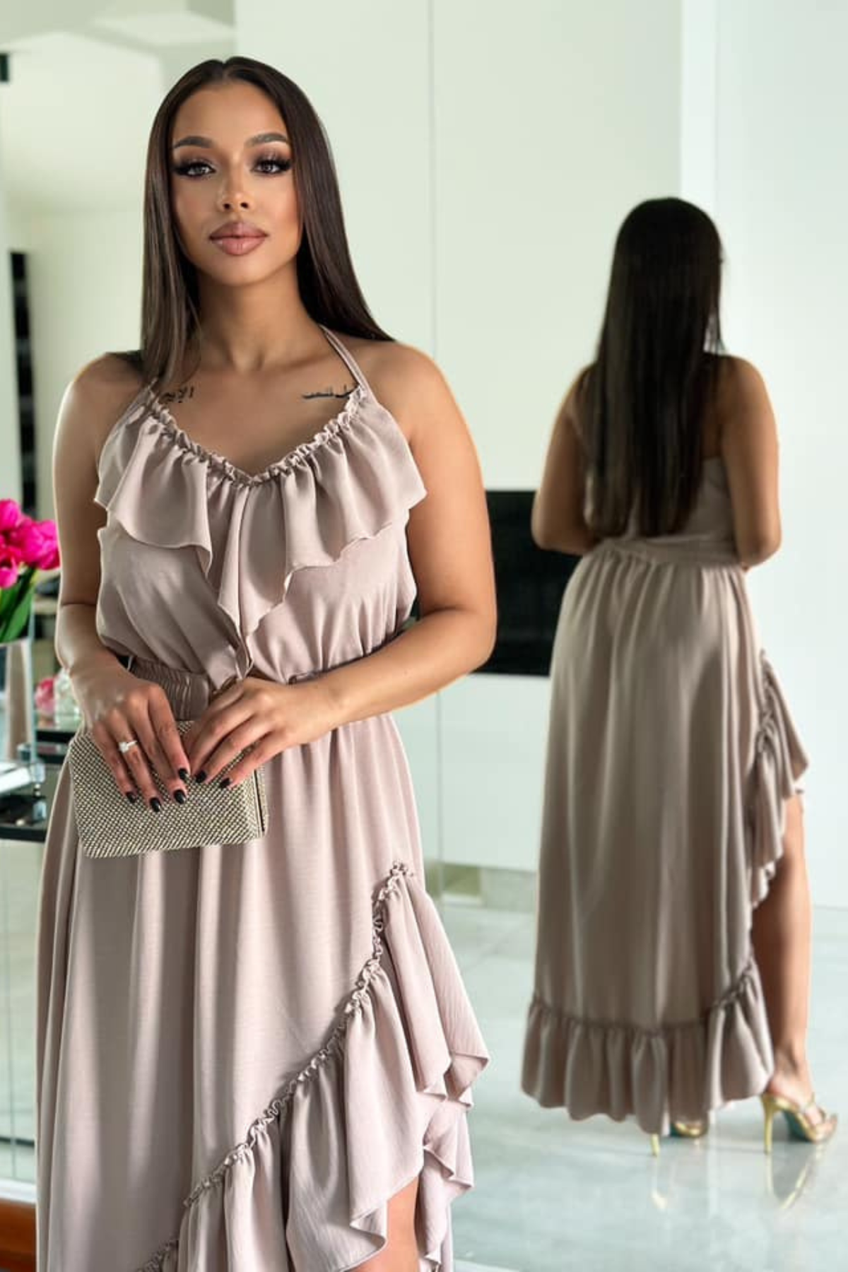 Abito beige chiaro corto davanti e lungo dietro con cintura elasticizzata e volant, brand Moda-Mania.