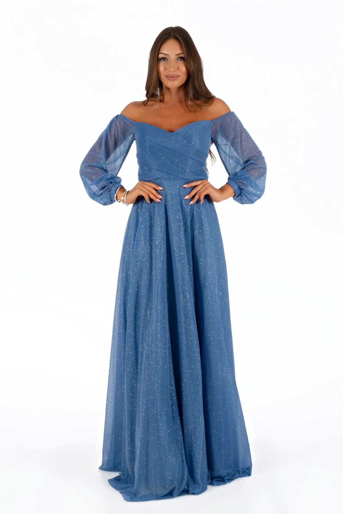 Abito lungo blu celeste in tessuto glitterato con maniche lunghe, da donna, stile elegante e raffinato di Moda-Mania.