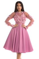 Abito corti Moda-Mania rosa scuro, svasato, con corpetto a manica lunga in tulle floreale 3D e gonna in taffetà.