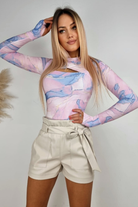 Body lilla Moda-Mania con motivo astratto, foro del dito del pollice sul polsino e apertura sul décolleté.