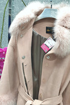 Cappotto in lana e cashmere rosa invernale con fodera, collo e polsi in pelo naturale, giacca Moda-Mania per donna