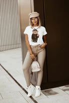 T-shirt bianco in cotone Moda Mania con stampa di orsetto simpatico, maniche corte con risvolto, stile casual e giovanile