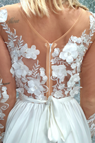Abito bianco princess midi Moda-Mania con corpetto in tulle a fiori 3D e gonna svasata, stile elegante e femminile.