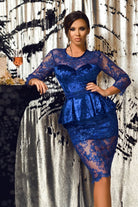 Abito a tubino blu elettrico Atmosphere con maniche tre quarti, tulle, ciniglia e balza in vita, abbigliamento femminile elegante.