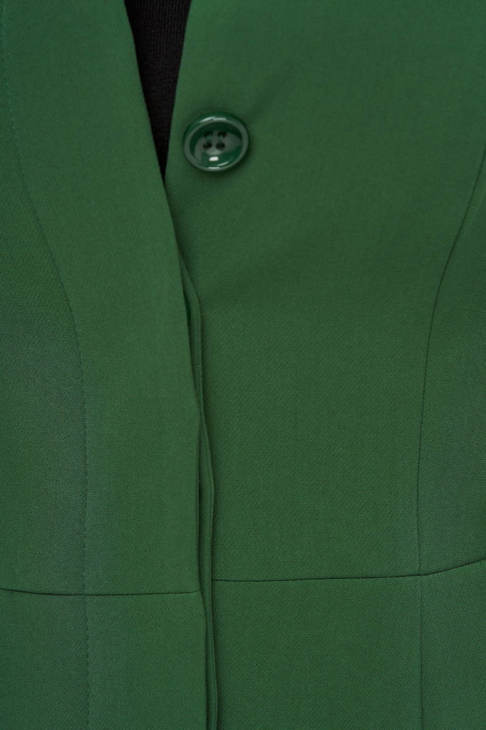 Cappotto verde smeraldo in panno Artista a collo alto modello leggermente svasato accessoriato con due cinture