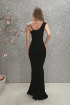 Abito lungo nero a sirena Chanttal con inserto in tulle floreale ricamato rosa, vestito elegante da sera con dettagli raffinati