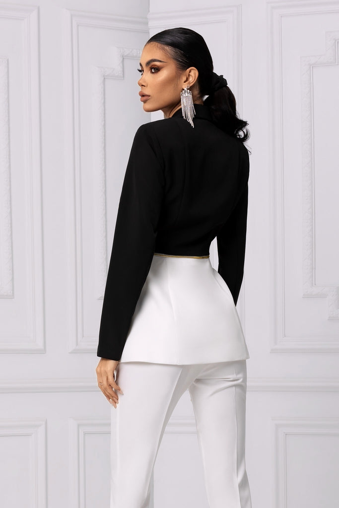 Completo tailleur Bby giacca in bicolore bianco nero con ricami floreali e perline