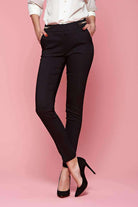 Pantaloni lunghi neri Fofy con modello a quattro tasche e accessorio dorato in vita, tessuto morbido e stile elegante