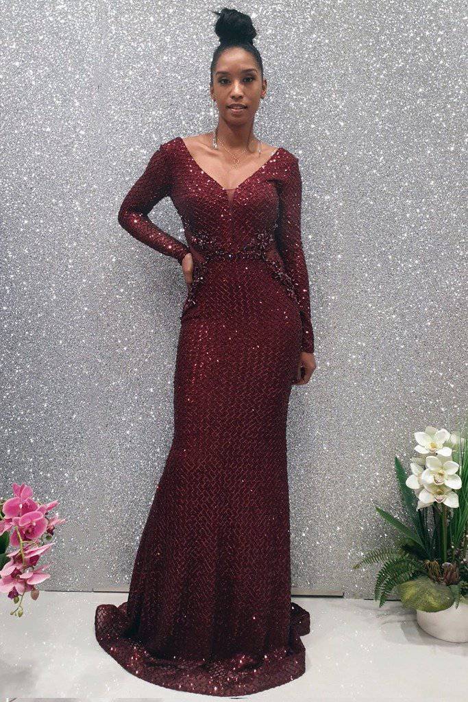 Abito lungo a sirena Moda Mania in tulle con motivo in paillettes e maniche lunghe, elegante vestito da sera.
