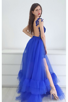 Abito lungo svasato blu elettrico Moda-Mania con gonna in tulle e corpetto a fiori 3D, dettagli floreali e stile elegante